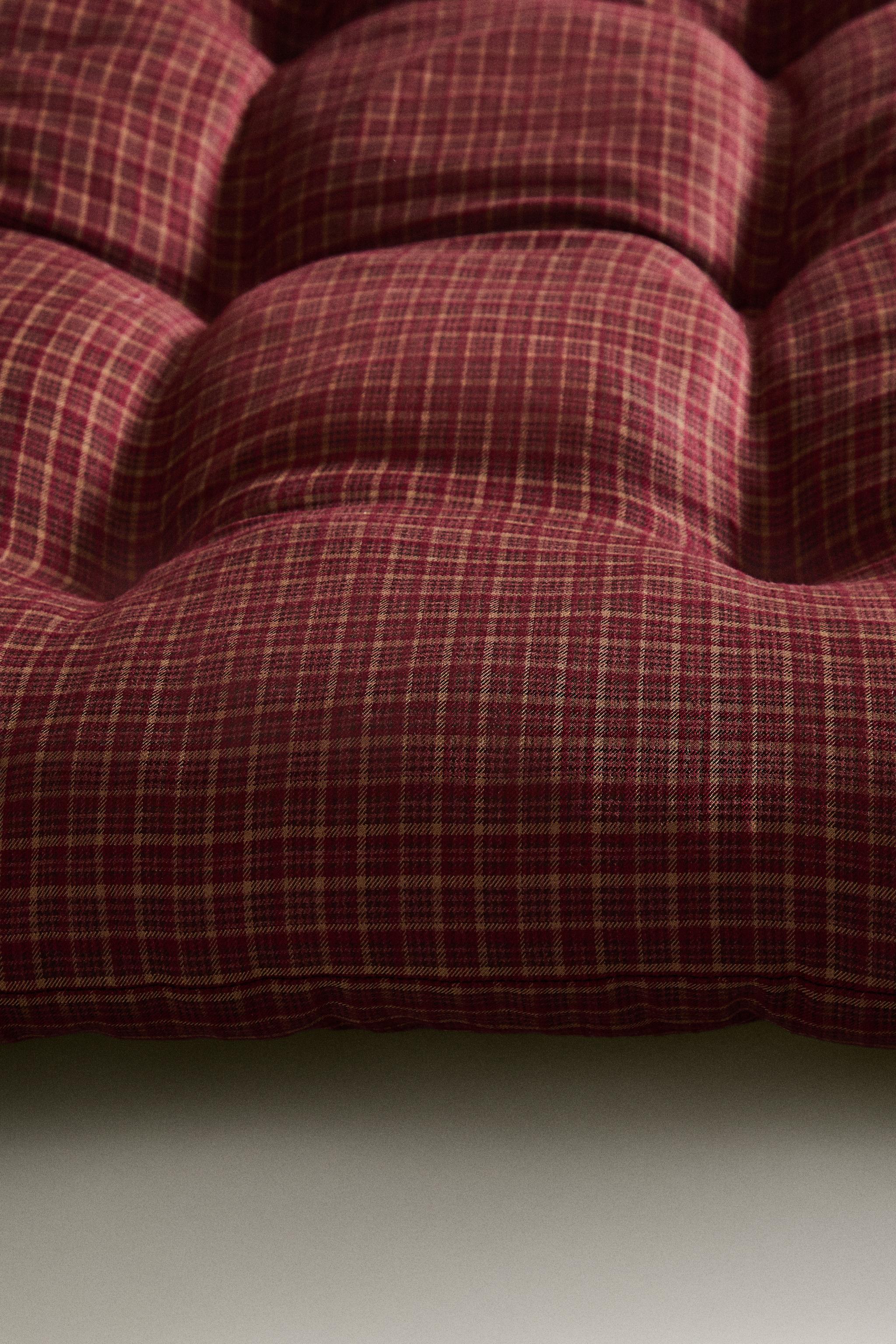 CHECK PET FLOOR CUSHION CHRISTMAS